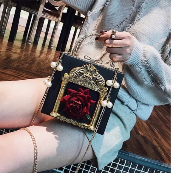 Black Gothic Rose Pearl Goddess Crossbody Bag - Picture 2 of 6